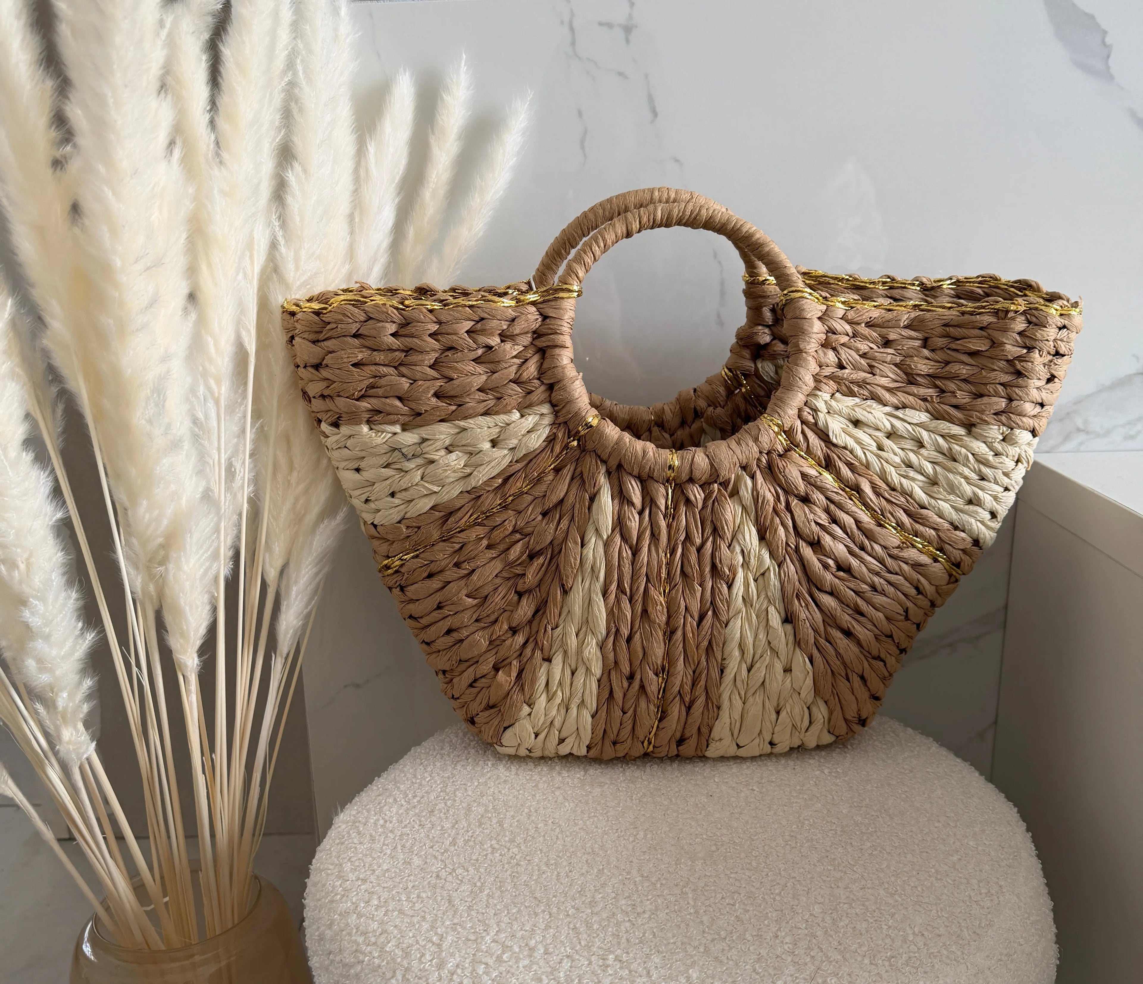 Sac à main bohème tressé beige – Éclat doré Maddy & Co