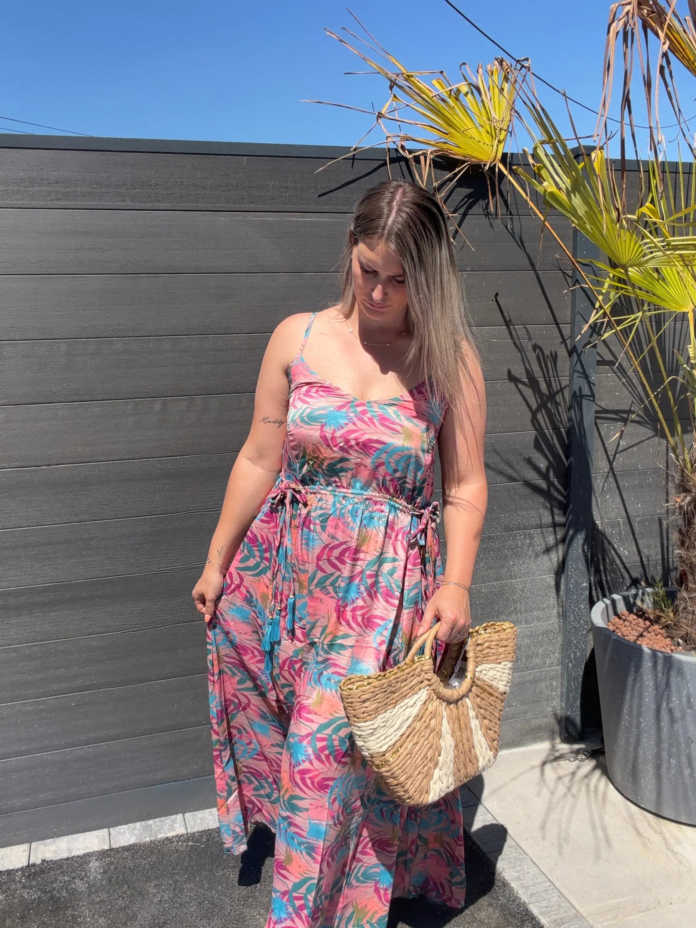 Robe Amaya Maddy & Co