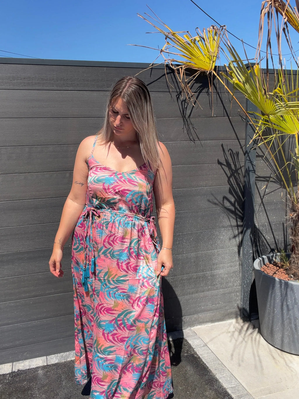 Robe Amaya Maddy & Co