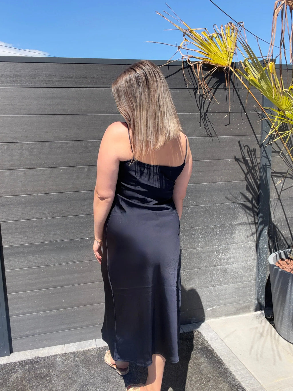Robe longue satinée - Nelly Maddy & Co