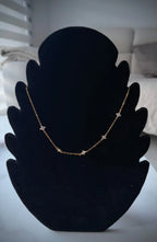 Collier doré - Petites fleurs Maddy & Co