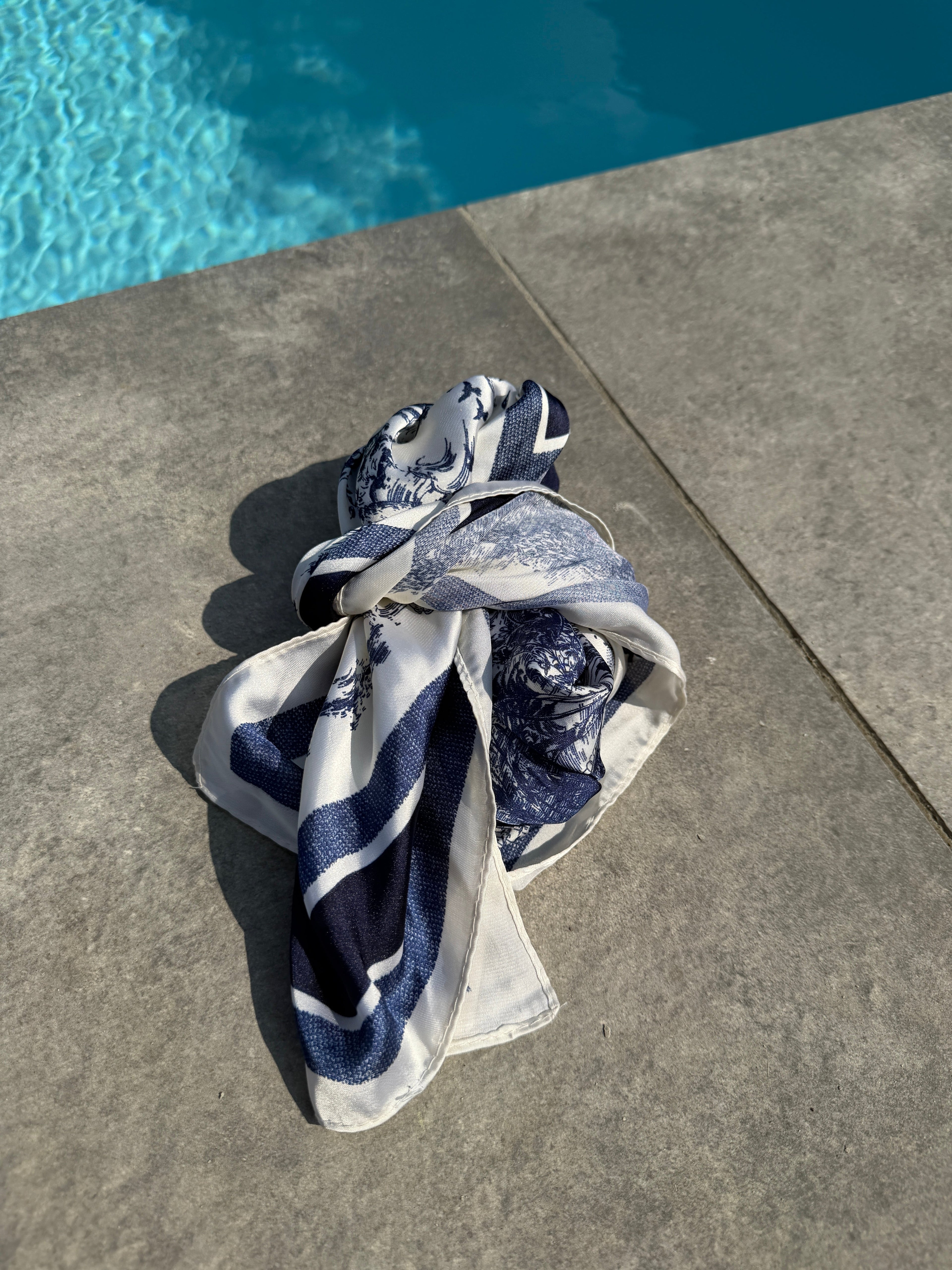Foulard carré imprimé - Bleu Maddy & Co