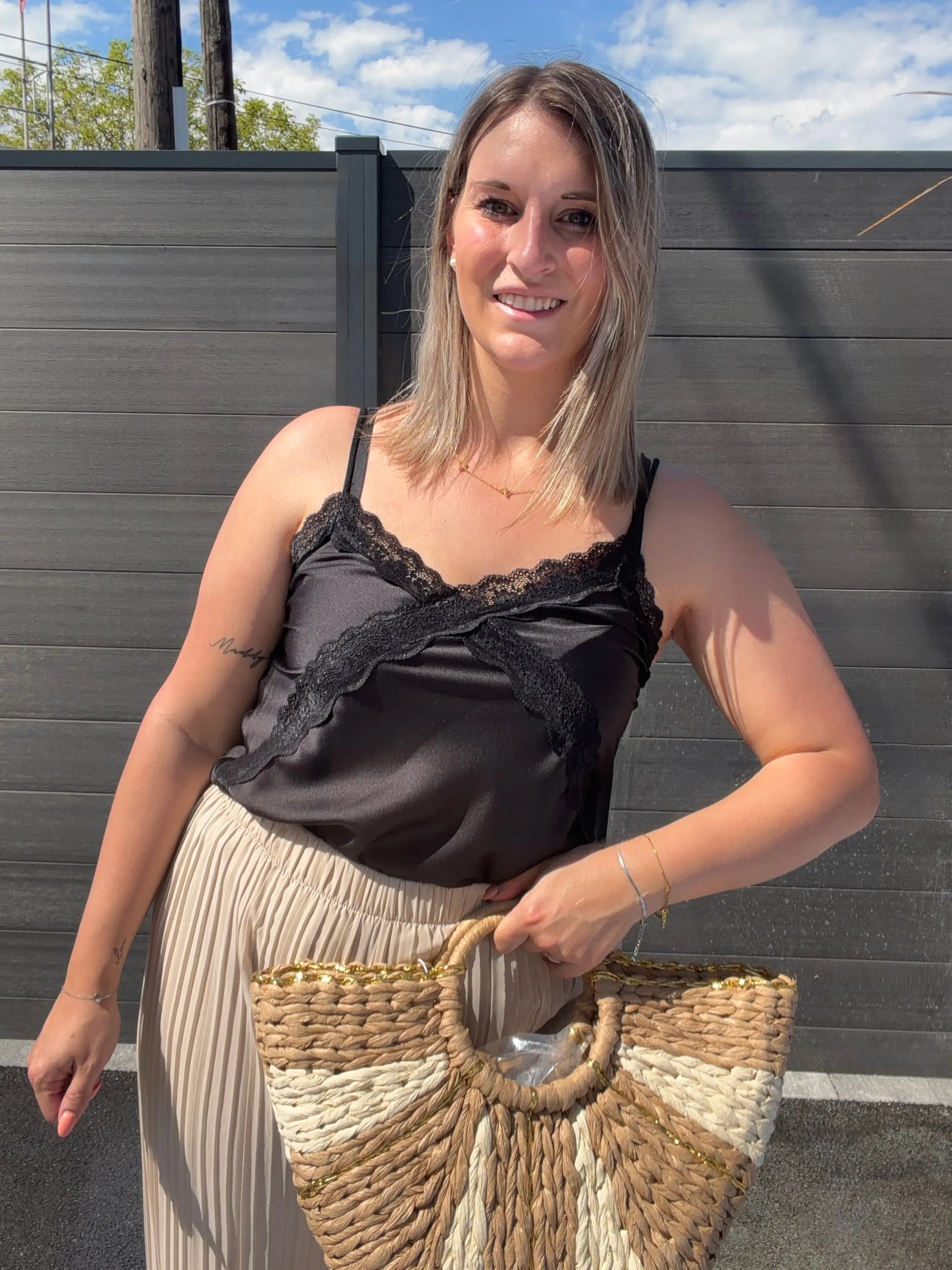Top Carla satiné - Noir Maddy & Co