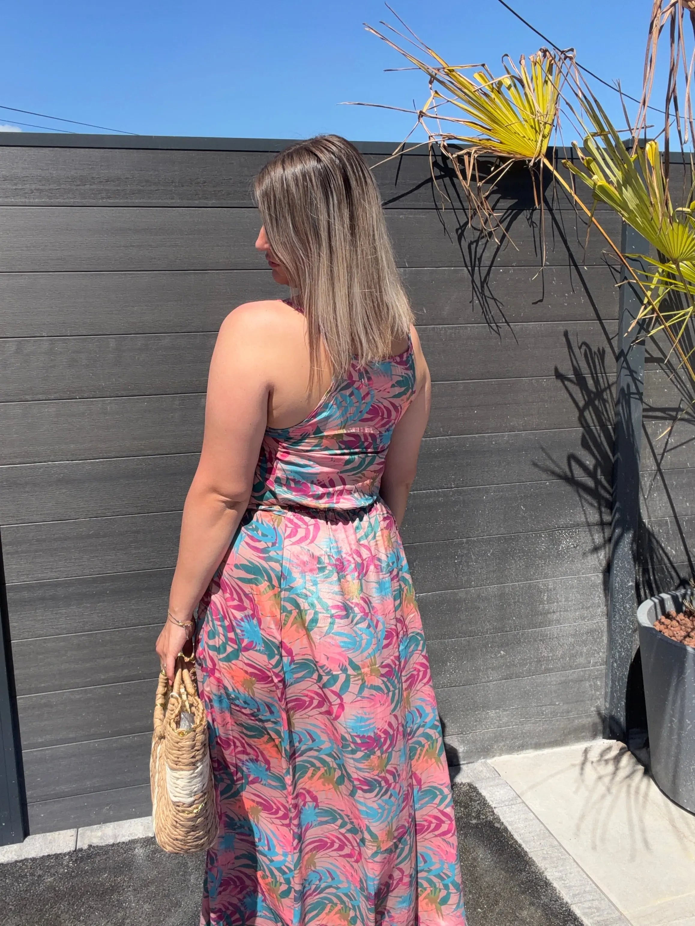 Robe Amaya Maddy & Co