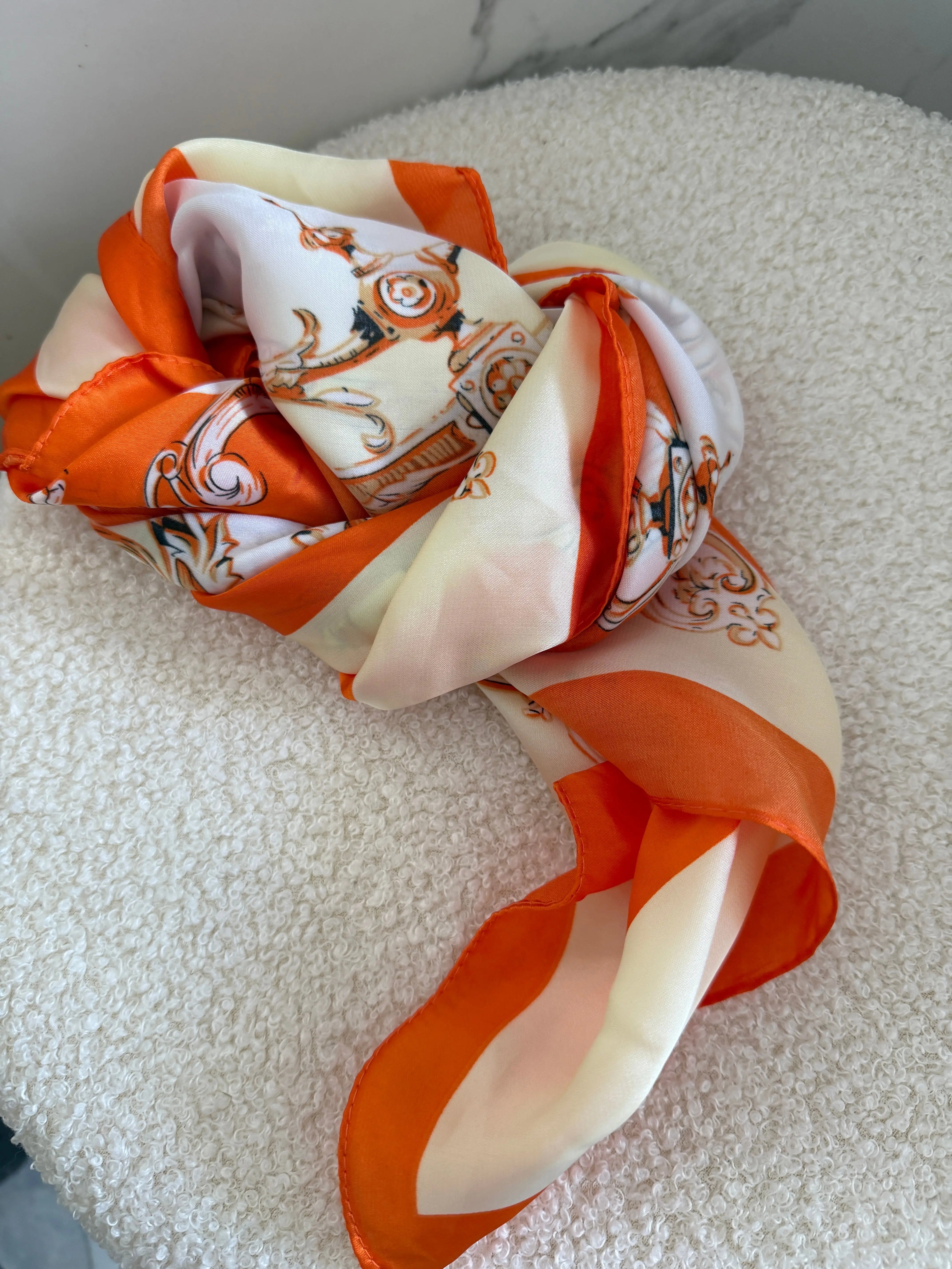 Foulard carré imprimé - Orange Maddy & Co