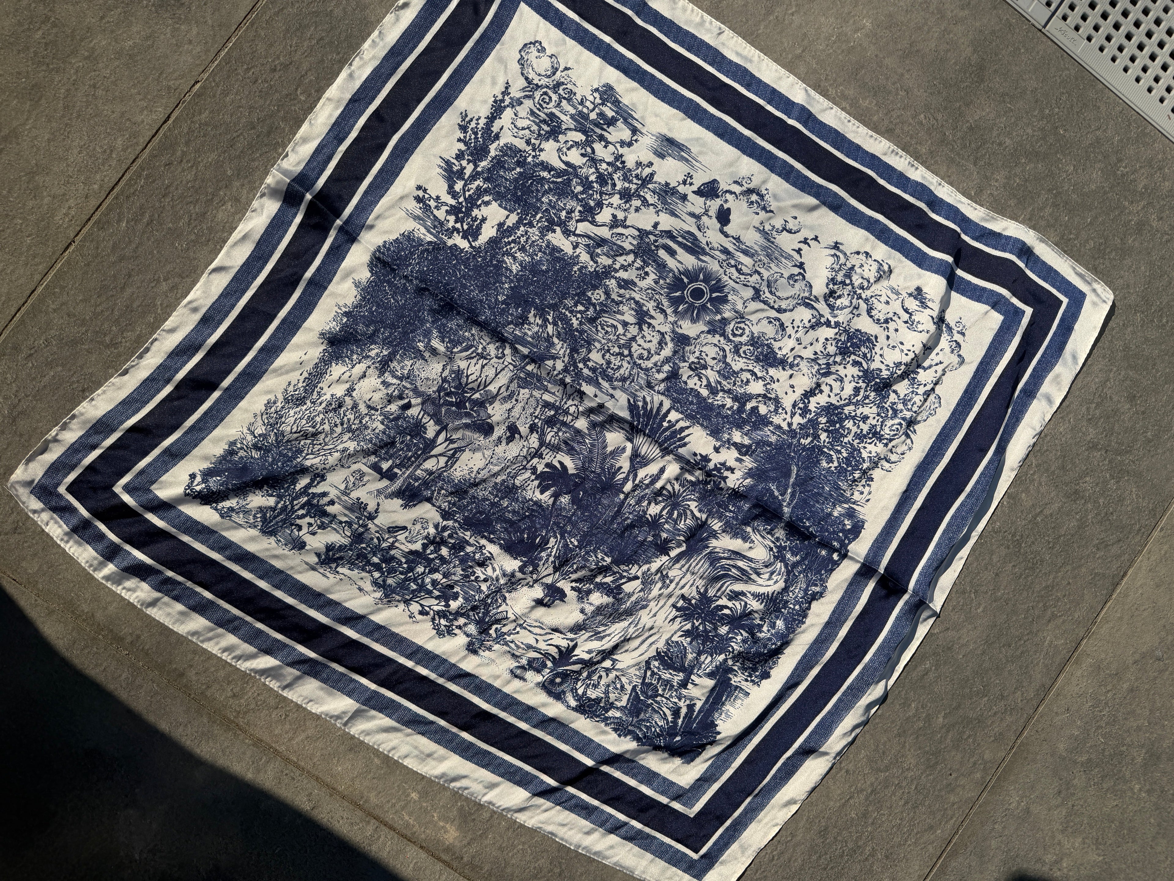 Foulard carré imprimé - Bleu Maddy & Co