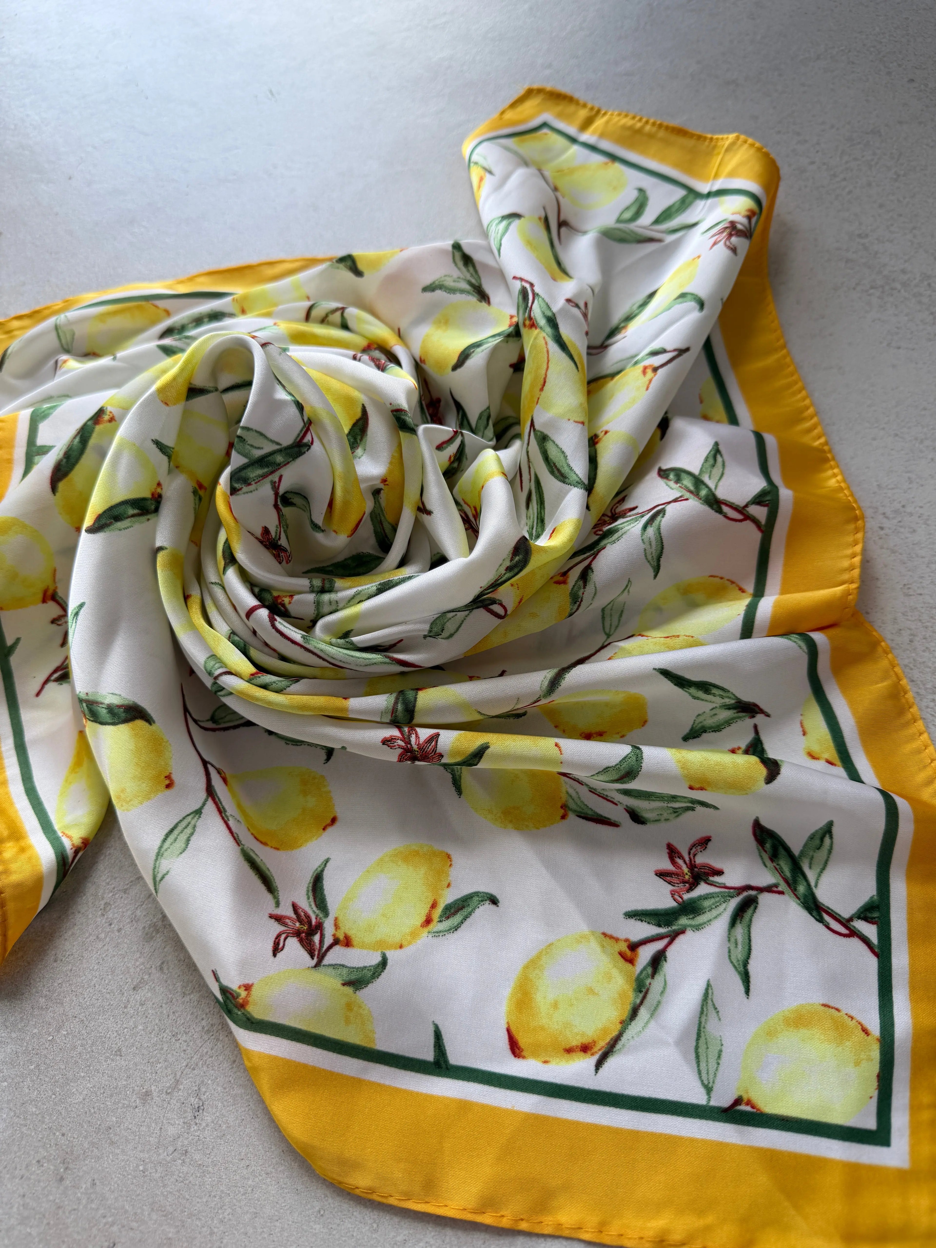 Foulard carré imprimé - Citron Maddy & Co