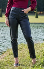 Pantalon MOM enduit INESSA - Maddy & Co