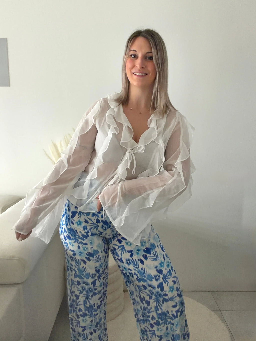 Blouse à volants - white Maddy & Co