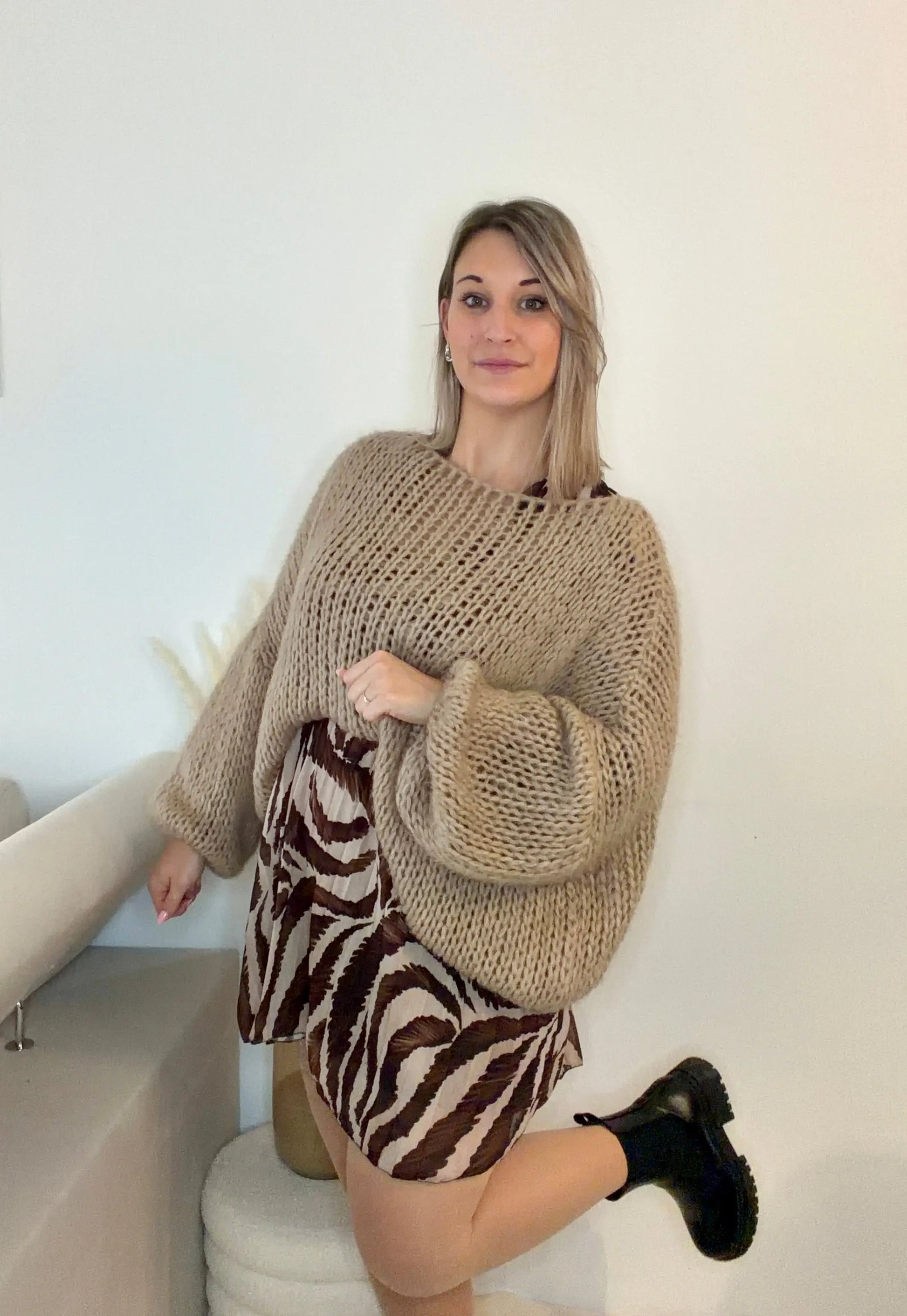 Robe marron et beige fluide 