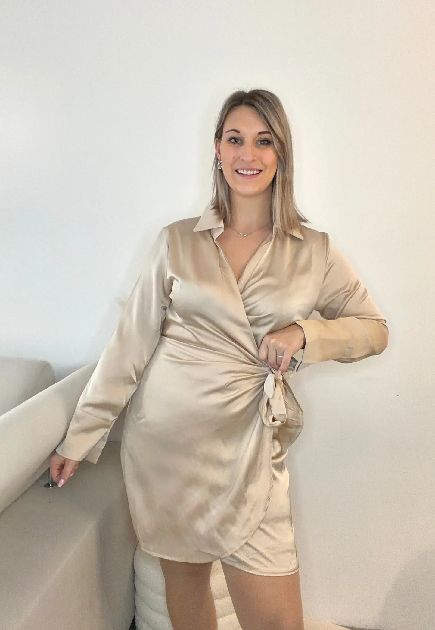 robe satinée manches longues courte - champagne 