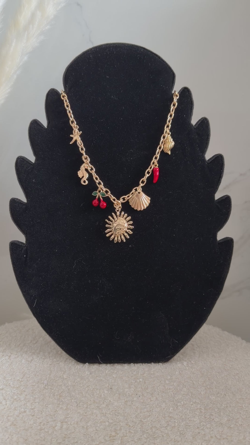 Collier charms doré - Soleil et cerise